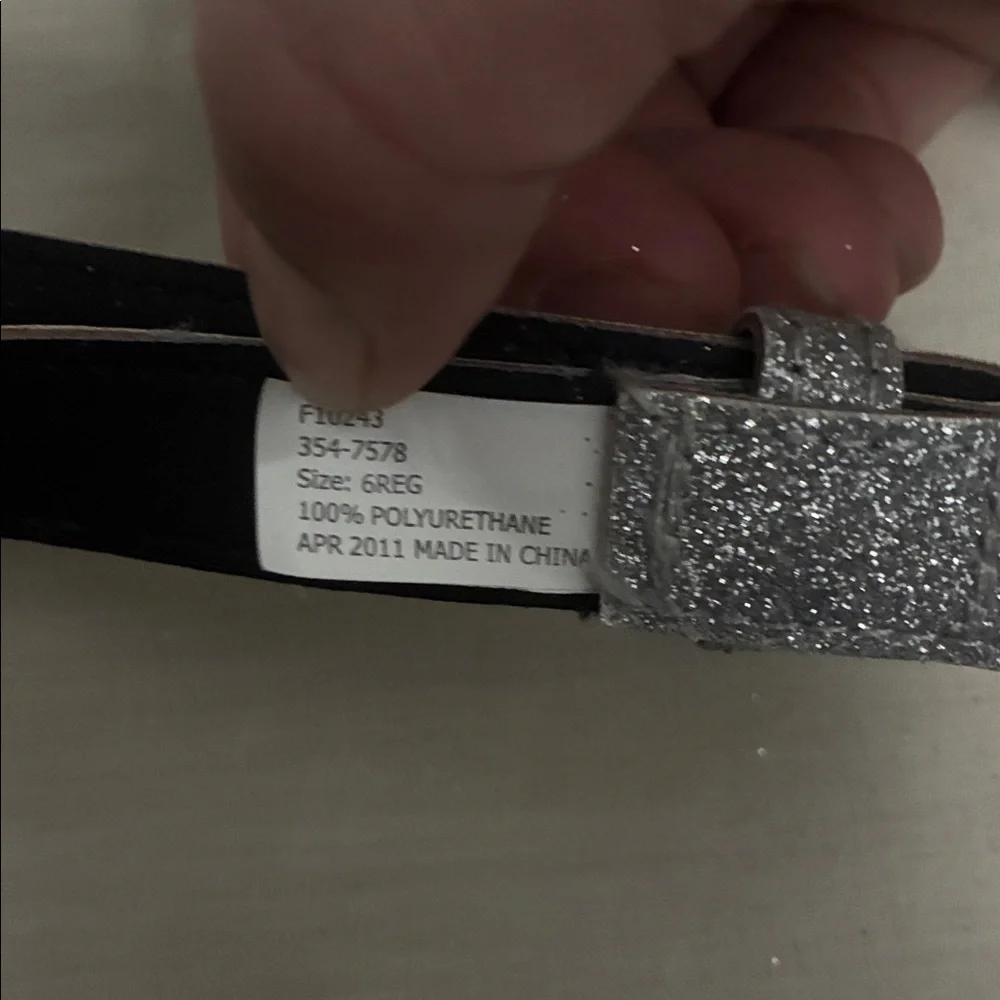 Girls sparkle silver belt 6 reg